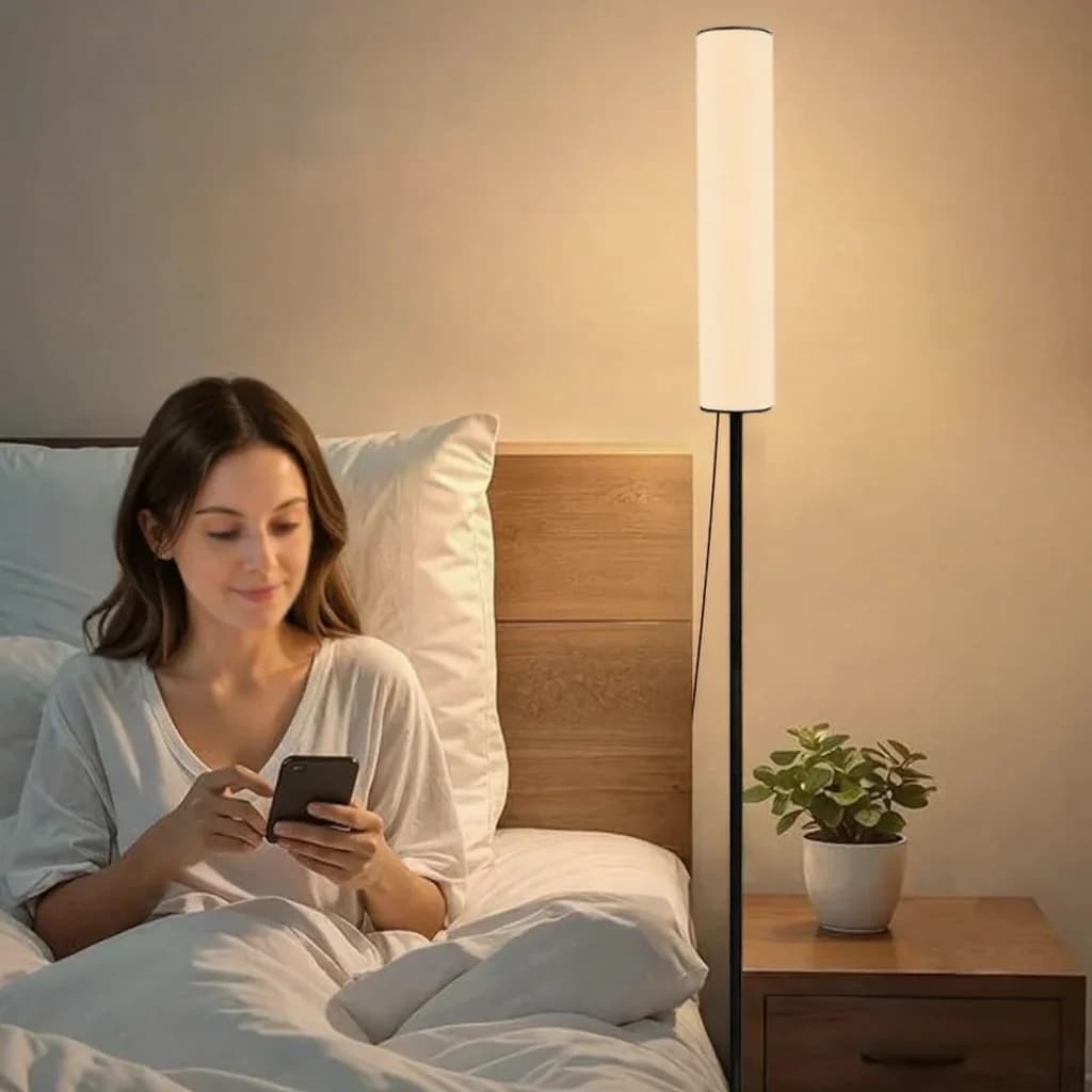 Nastaviteľná LED stojacia lampa s trojnožkou a tromi režimami farieb