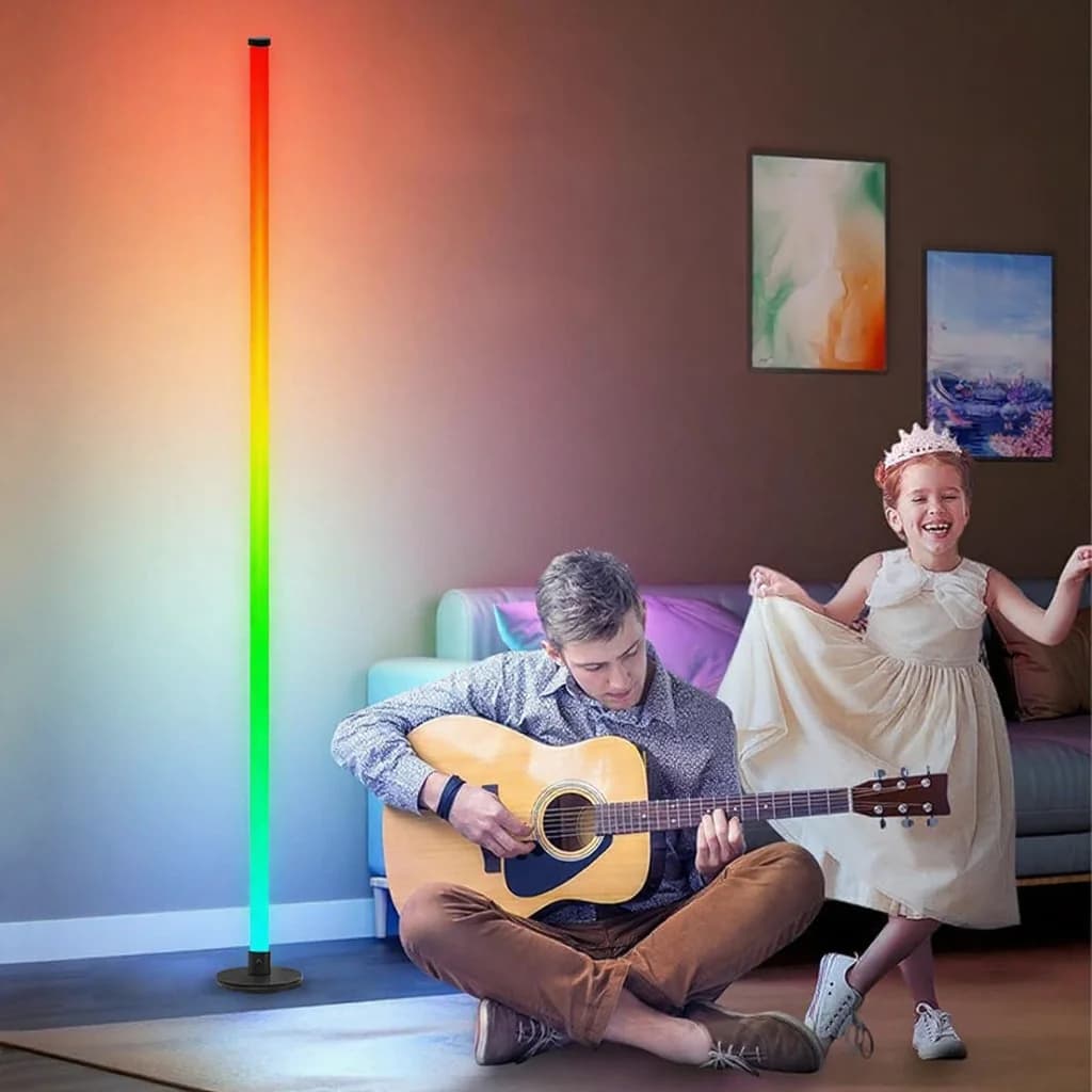 RGB LED stojacia lampa s ovládaním cez aplikáciu do obývačky